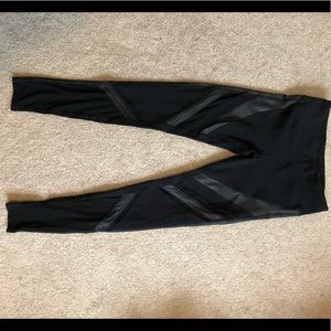 ALO High Waisted Yoga Pant - s